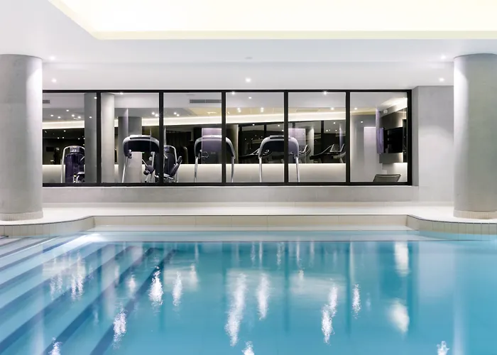 Radisson Blu Cdg Airport Terminal Hotel, Paris Le Mesnil-Amelot